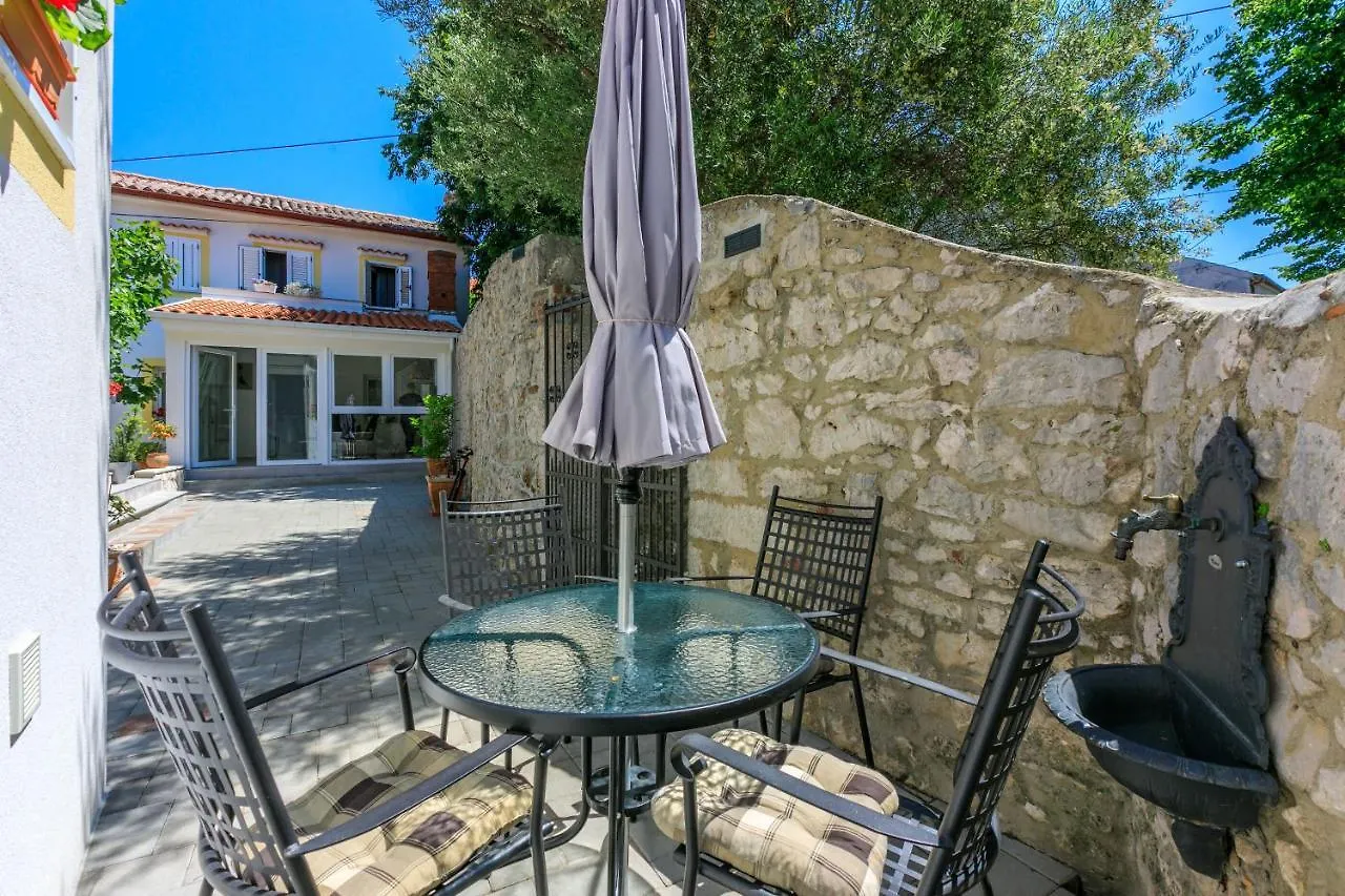 Apartment Danijel Novi Vinodolski 0*,  Croatia
