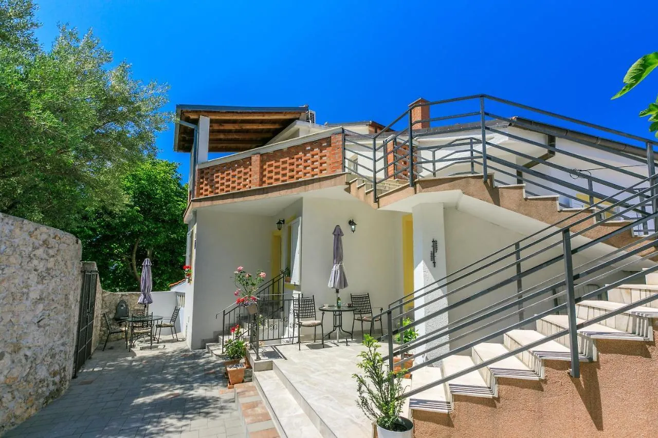 Apartment Danijel Novi Vinodolski