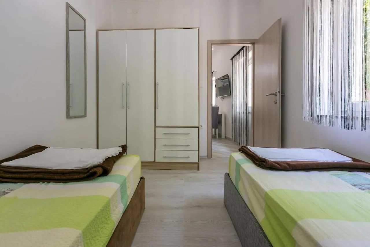 Apartment Danijel Novi Vinodolski