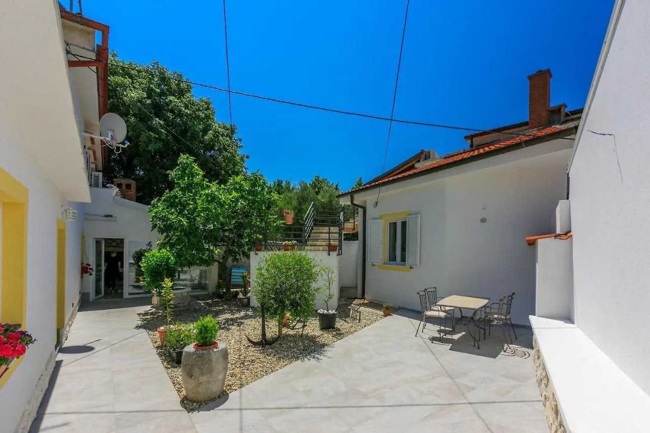 Apartment Danijel Novi Vinodolski Croatia